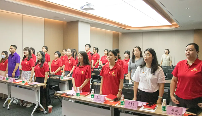 誦讀紅色經(jīng)典，傳承革命精神——仙津黨支部第二屆朗誦競賽活動